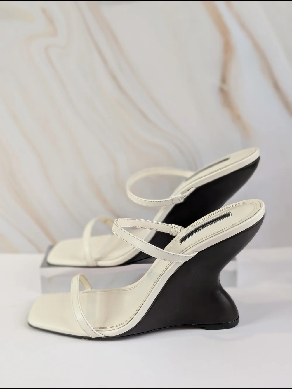 White BCBGMAXAZRIA Sculptural Wedge Sandals Size 8